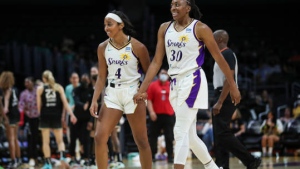 Ogwumike scores 22 to help Sparks beat Liberty
