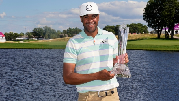 Finau wins 3M Open by three with late surge, Piercy collapse