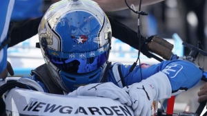 IndyCar officials clear Newgarden to qualify for race