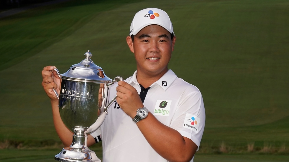 Kim arrives on PGA Tour with 61 to win Wyndham Championship