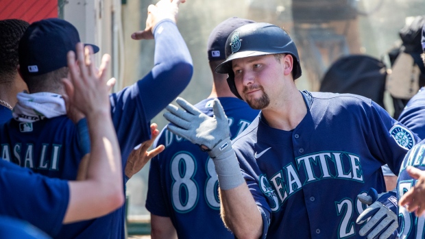 Mariners overcome Ohtani's four hits, sweep Angels