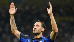 Inter cruise to win over Spezia in first home game