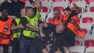 PSG distances itself from hooligans involved in Nice fights