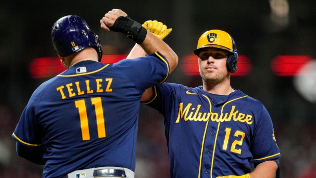 Renfroe homers twice, drives in five in Brewers' rout of Reds