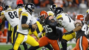 Browns DE Garrett injured in one-car accident