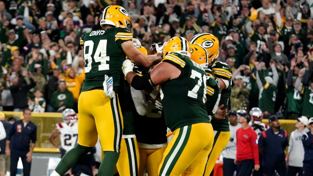 Green Bay Packers celebrate, The Canadian Press Green Bay Packers celebrate