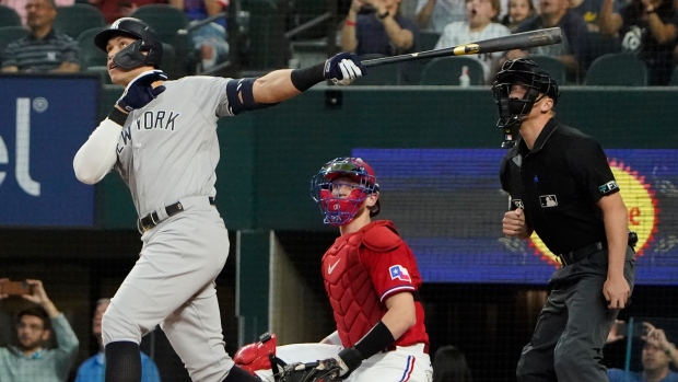 Judge hits 62nd home run to set new American League record