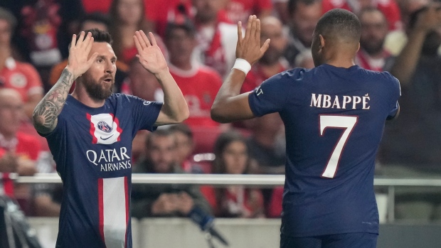 Messi sets CL record, but PSG held by Benfica
