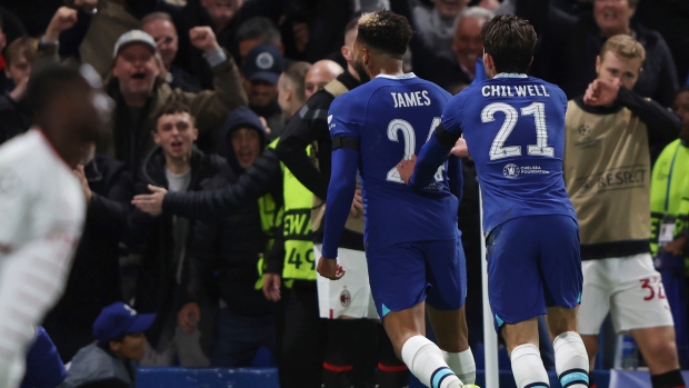 Chelsea eases concerns with win over AC Milan