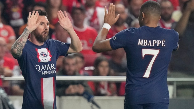Lionel Messi Kylian Mbappe, The Canadian Press Lionel Messi Kylian Mbappe