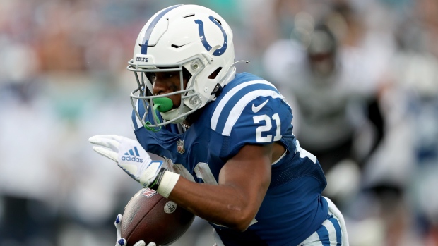 Bills acquire RB Hines from Colts for RB Moss, draft pick; get S Marlowe from Falcons - TSN