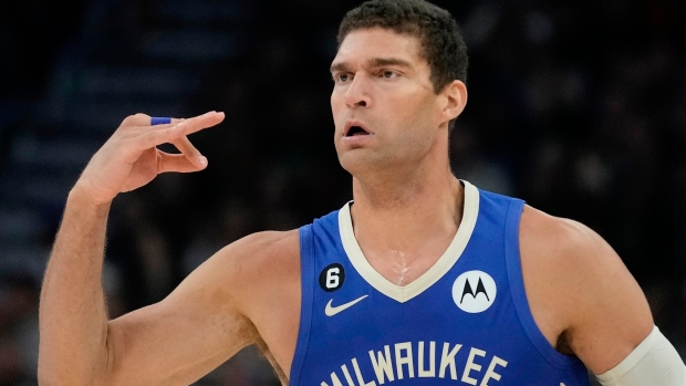 NBA Rumors: The Massive Offer Brook Lopez Turned Down From Houston Rockets  To Re-Sign With Milwaukee Bucks, Revealed
