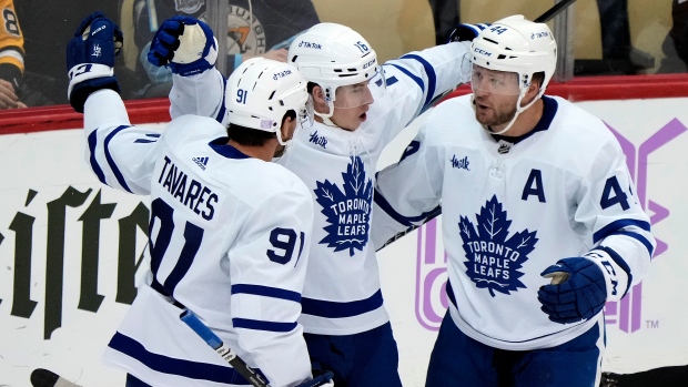 Maple Leafs' Marner, Tavares talk Matthews, Nylander's contract