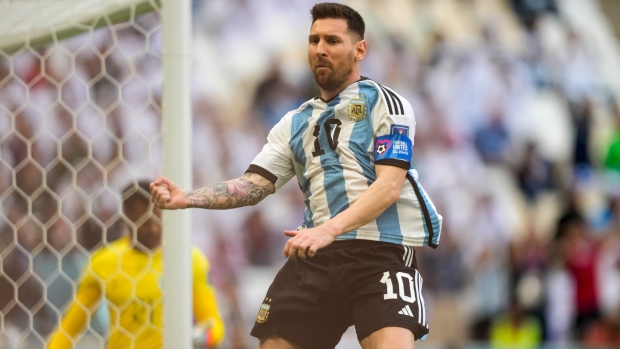 Argentina leads Saudi Arabia at half in 2022 FIFA World Cup - TSN