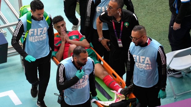 Noussair Mazraoui Morocco hip injury 2022 FIFA World Cup Bayern Munich - TSN