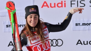 Goggia stuns with downhill win despite broken fingers