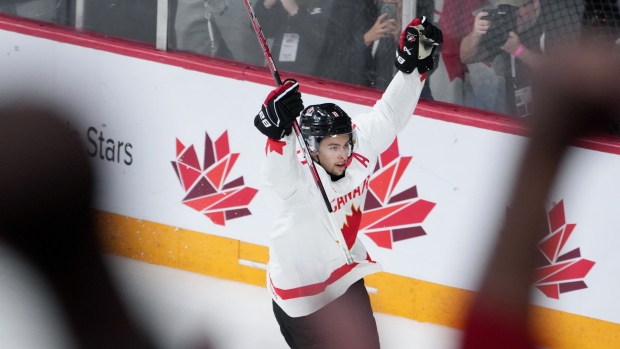 DYLAN GUENTHER GOLDEN GOAL FOR TEAM CANADA! 