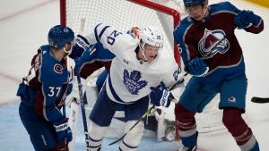 Maple Leafs trade Hunt to Flames, maintain cap space for Murray, Knies