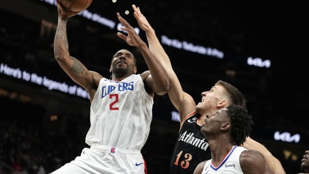 Leonard, Clippers beat Hawks for fifth straight win
