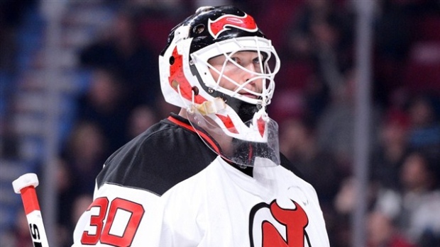 Martin Brodeur celebrates the Devils 2000 Stanley Cup win in