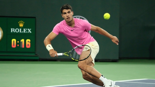 Fritz, Alcaraz, Garcia win; Badosa out at Indian Wells