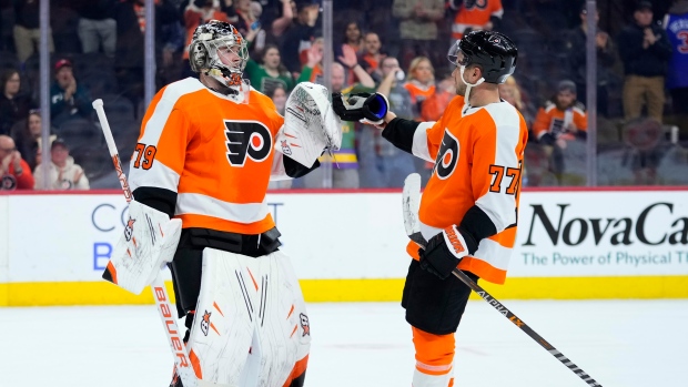 Sanheim, Hart lead Flyers past Panthers