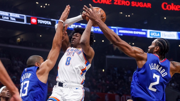 George leaves with injury as Clippers lose to Thunder