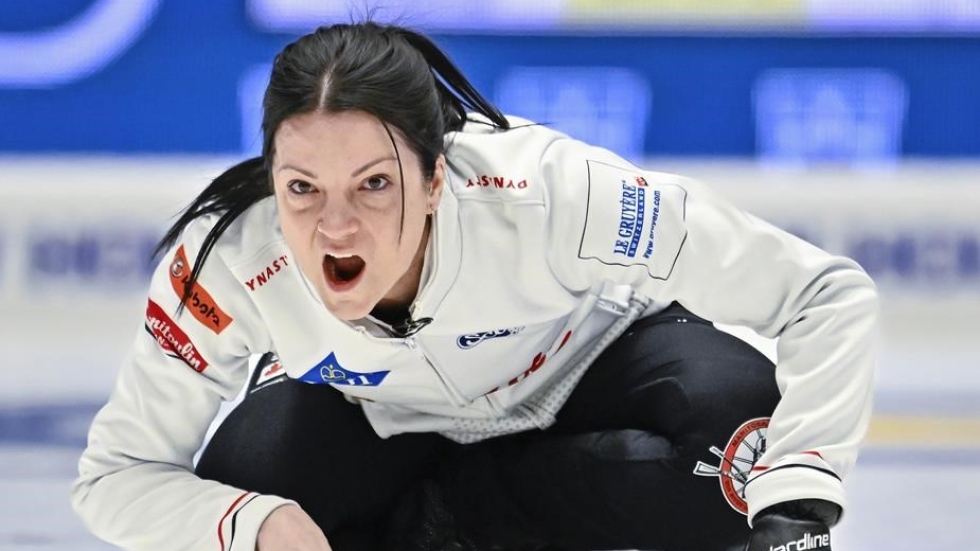 Canada's Einarson clinches playoff spot at women's worlds after split day to close round-robin
