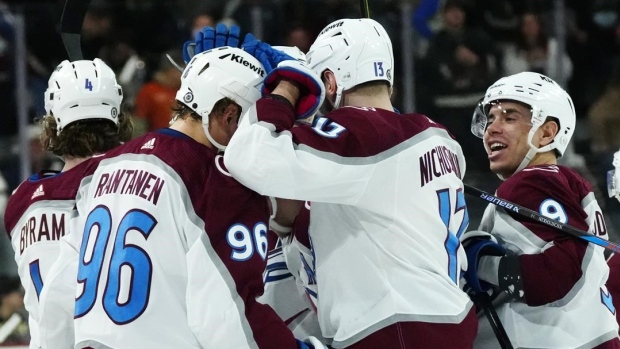 Avalanche edge Coyotes in shootout