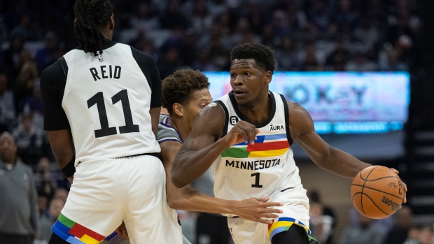 Timberwolves win to deny clinching party for Kings
