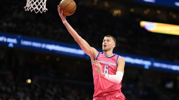 Short-handed Wizards rout Celtics