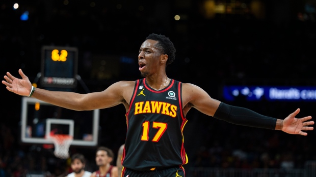 Hawks hold off Mitchell, Cavaliers as Bucks win Central