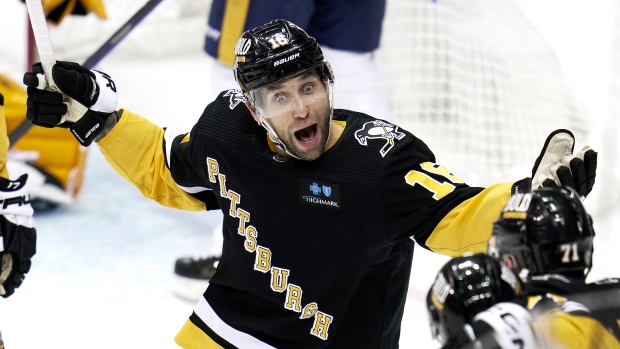 Jarry, Penguins edge Preds, remain in Wild Card spot