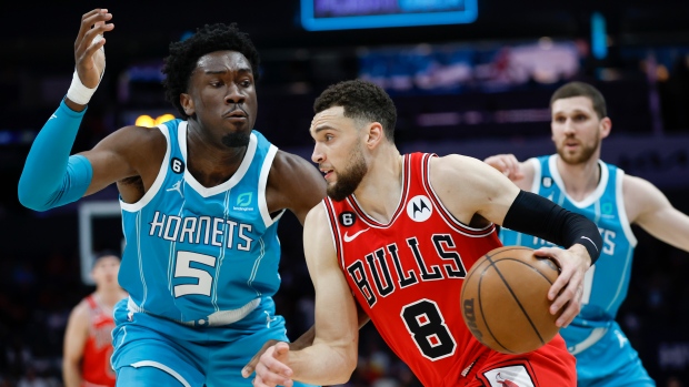 LaVine, DeRozan each score 23 points; Bulls rout Hornets