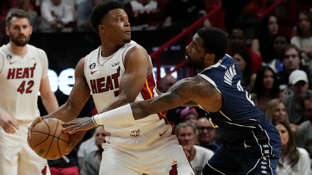 Butler has 35, Heat gets needed win over Mavericks