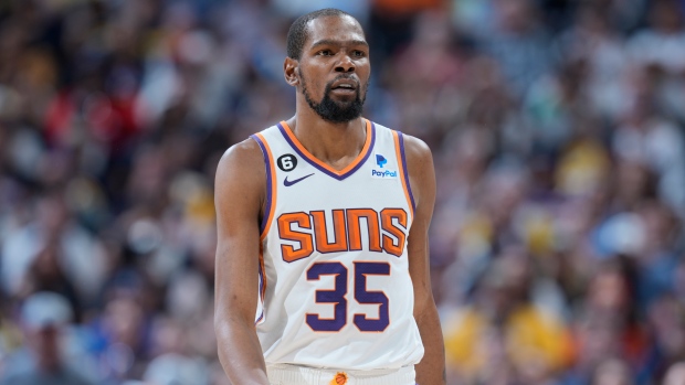 Suns Edge Out Nuggets In Exciting Game 4 Showdown
