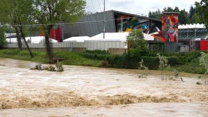 F1's de Vries, Tsunoda affected by Italy flooding as GP cancelled