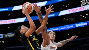 Sparks defeat Griner, Mercury in WNBA season opener