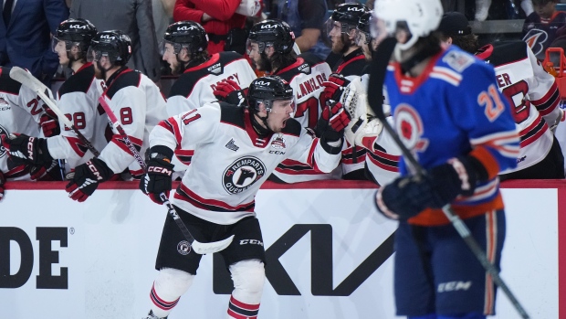 Quebec Ramparts bombardea a Kamloops Blazers en el primer partido de la Copa Memorial