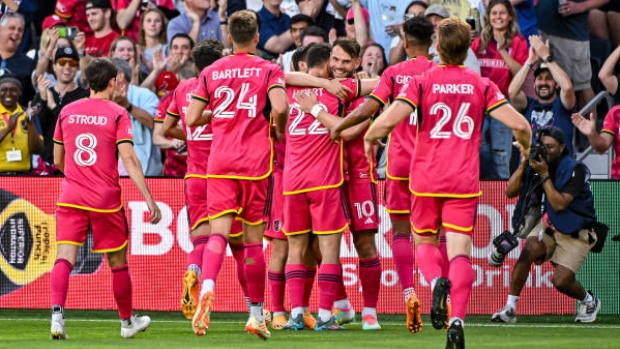St. Louis City rolls to victory over Whitecaps
