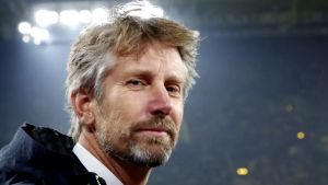 Van der Sar departs Ajax
