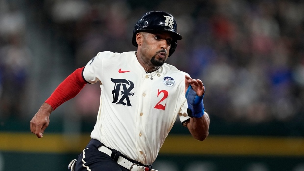 Semien extends hit streak to 21 games as Rangers blank Mariners