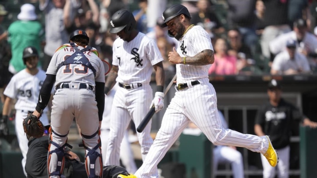 Moncada scores on wild pitch that strikes ump as White Sox edge Tigers