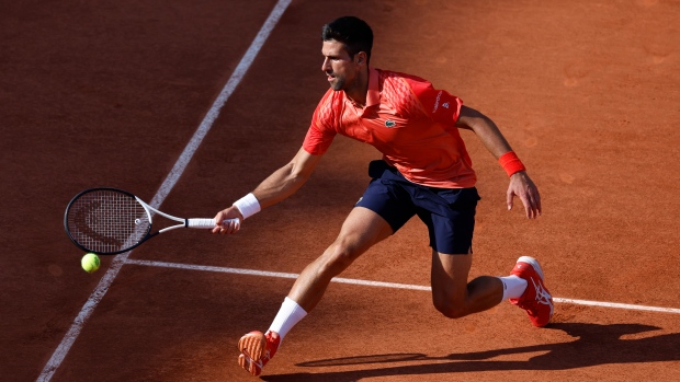 Djokovic tops Khachanov to advance to French Open semifinals