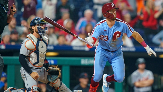 Wheeler, Clemens lead Phillies past Tigers for fifth straight win