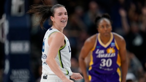 Lynx erase 11-point 4th-quarter deficit to beat Sparks after honoring Fowles