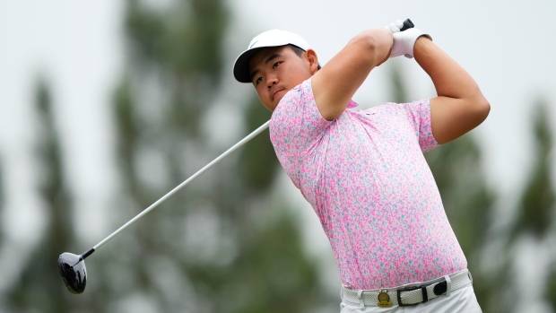 Kim handles difficult weather to take one-shot lead at French Open golf