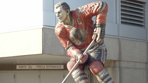 Stan Mikita's Statue, Getty Images Stan Mikita's Statue