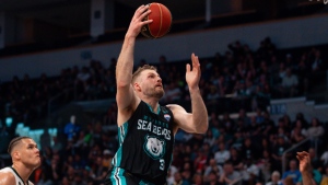 Sea Bears host Stingers in Western Conference Play-In Game