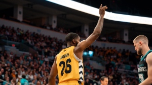 Stingers Knock Off Sea Bears to Solidify Playoff Positioning